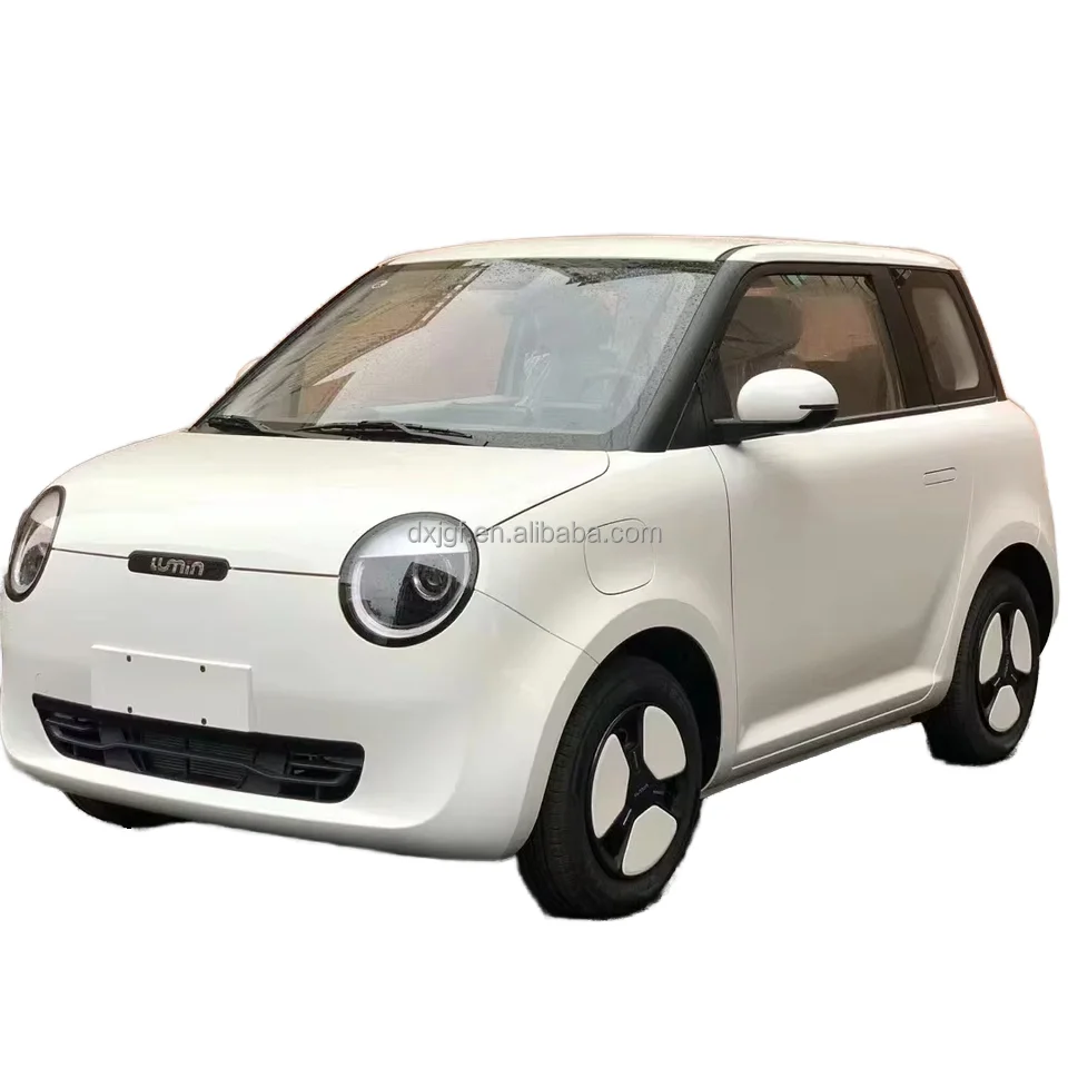 2024 Changan Lumin Mini EV седан трехдверный Четырехместный автомобиль с левым рулевым управлением