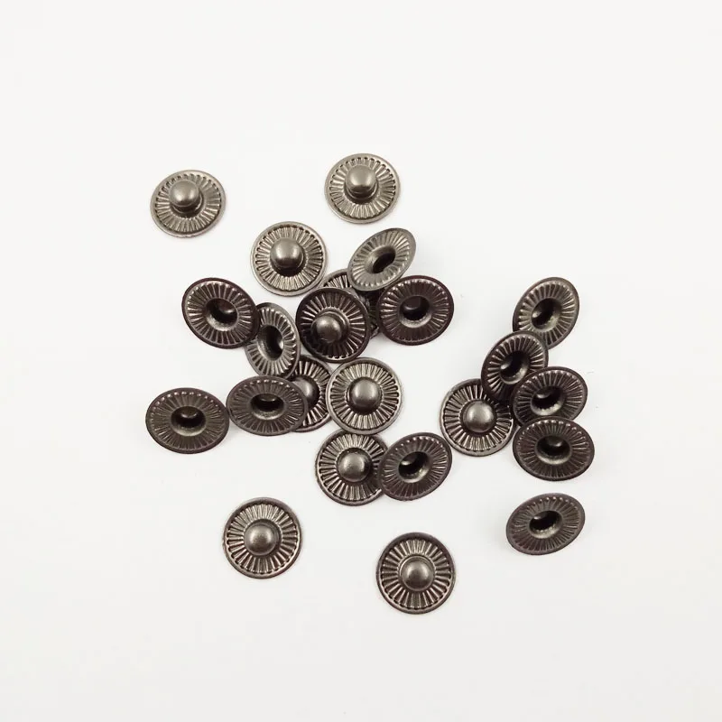 wholesale high quality platy flat round ring spring 4 parts snap fastener black button snap button for clothing garment coat