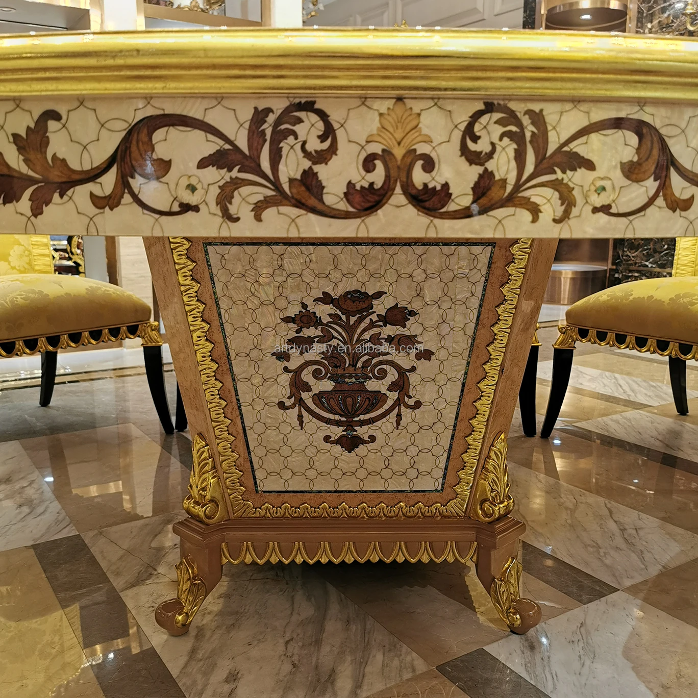 Classical Style Round Table Dinner Desk for Hotel Carved Gilded Brass Mother of Pearl Inlay Luxurious Wooden for Restaurant 1 PC
