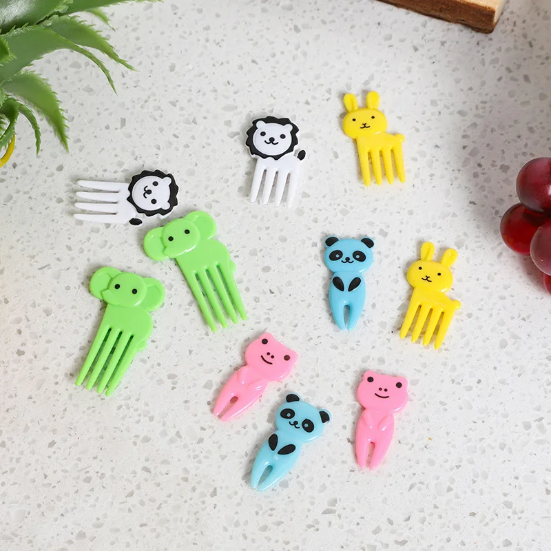 Animal Fruit Fork Food Grade Plastic Mini Cartoon Kids Cake Fruit Toothpick Bento Lunch Bento Accessories