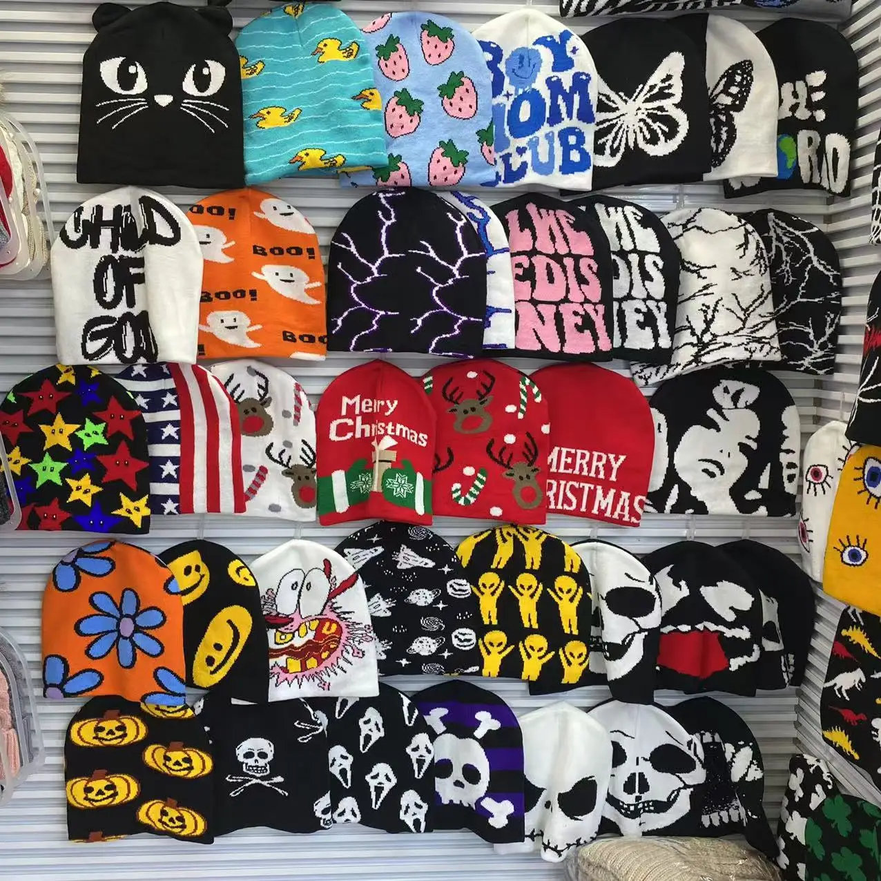 European American Pop Hat Factory Stock High Quality Jacquard Knitted Hat for Men and Women Funny Pirate Cartoon Hip-Hop Style