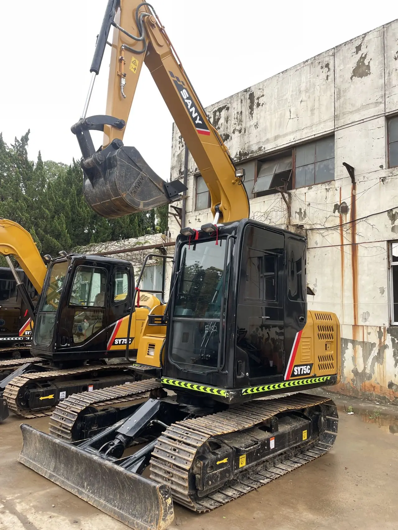 Good condition second hand  sany 135 excavator for construction with high quality from China for sale