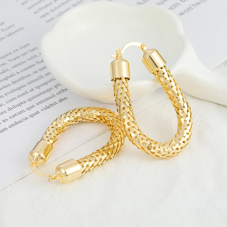 
Copper Alloy 14k Gold Color China Wholesale Cheap Price Tear Drop Earrings 