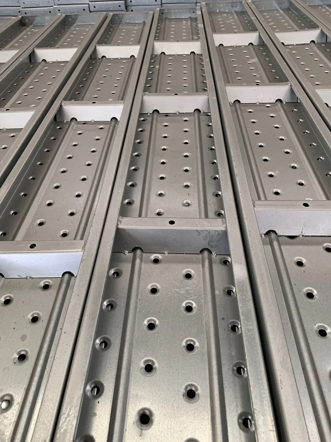 scaffold plank with hook dimensions boards bunnings used as decking