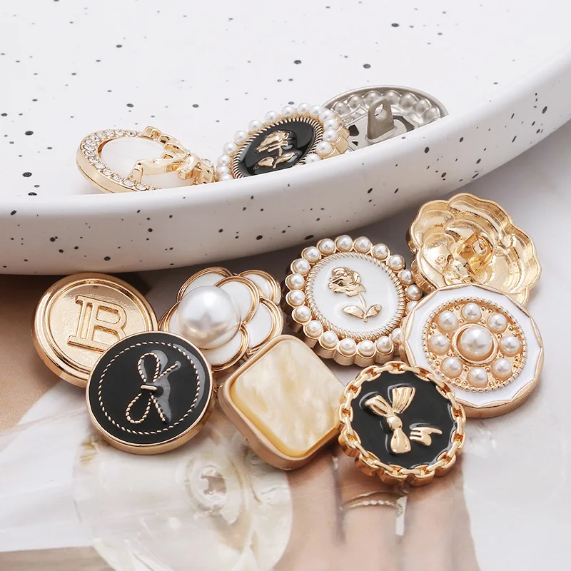 Custom Garment Accessory Embellishment Coat Round Gold Pearl Metal Button for Sale