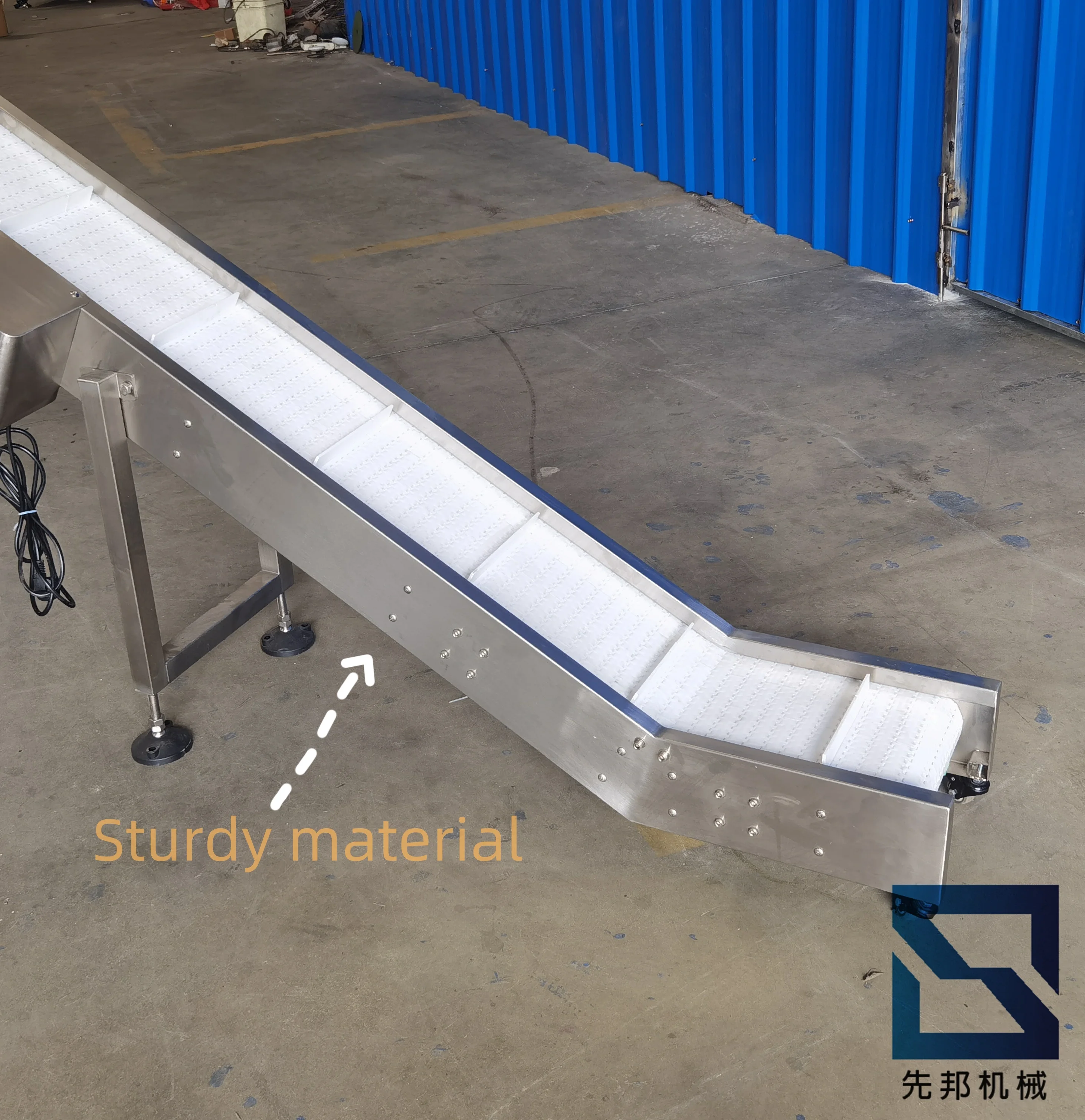 New Stainless Steel and Plastic Vertical Conveyor Adjustable Speed Foodstuffs Transport Conveyor