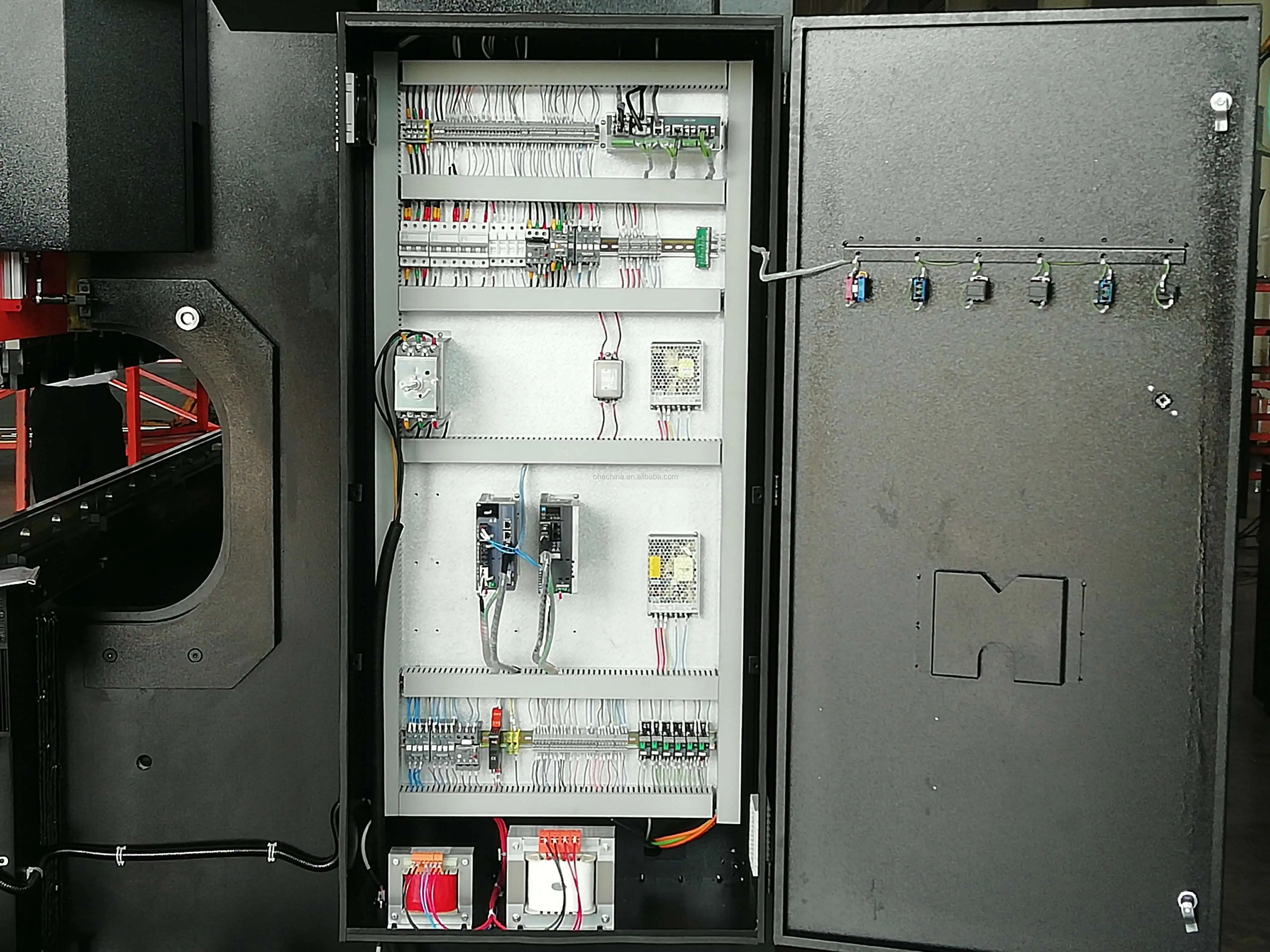  2020 новый продукт цвет по индивидуальному заказу WSD-100T/3100 вверх-оберег механические компенсации машина прессующая и формирующая листы для кровли с