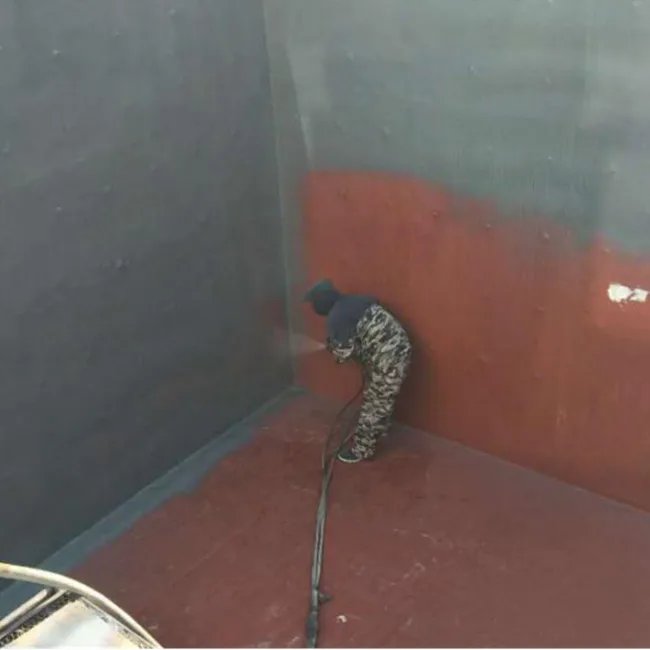 Two component hybrid spray polyurea for anti-corrosion of granulation tower