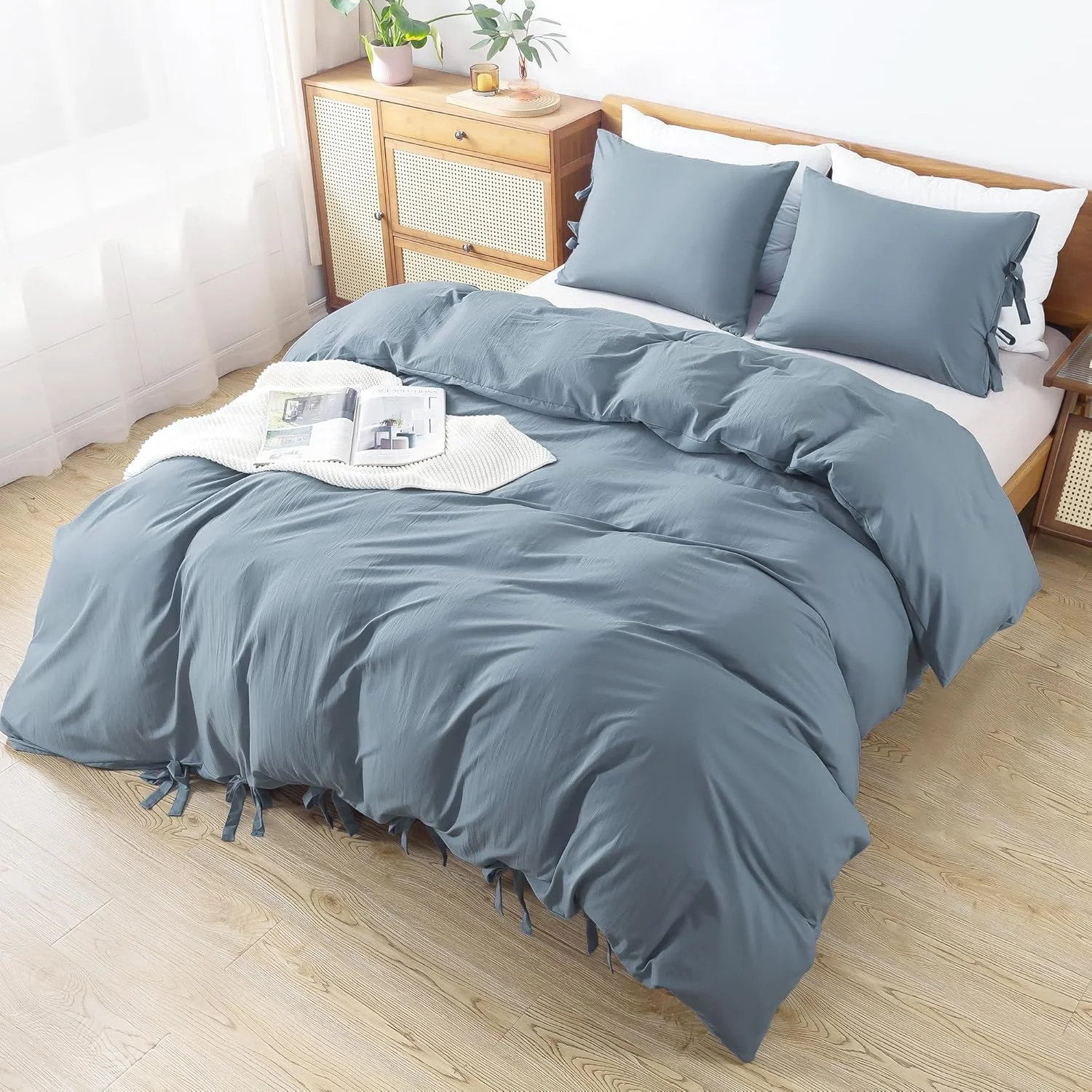 Easy Care Bedding Set Soft Washed Microfiber Bedcover Comforter Cover with Bowknot Bow Tie 3 Pieces King Size Duvet Cover Set