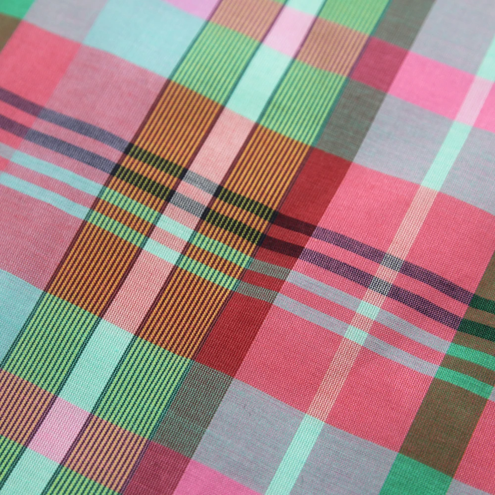 Breathable Silk Cotton Organza Fabric Yarn Dyed Plaid Fabric for Skirt Dress