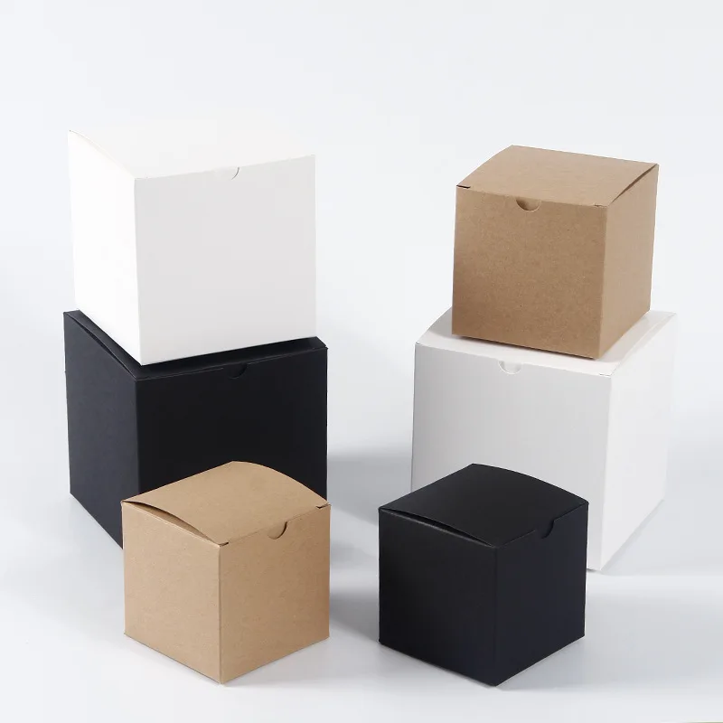 Wholesale kraft paper small doll gift box square paper box white card toy packaging box