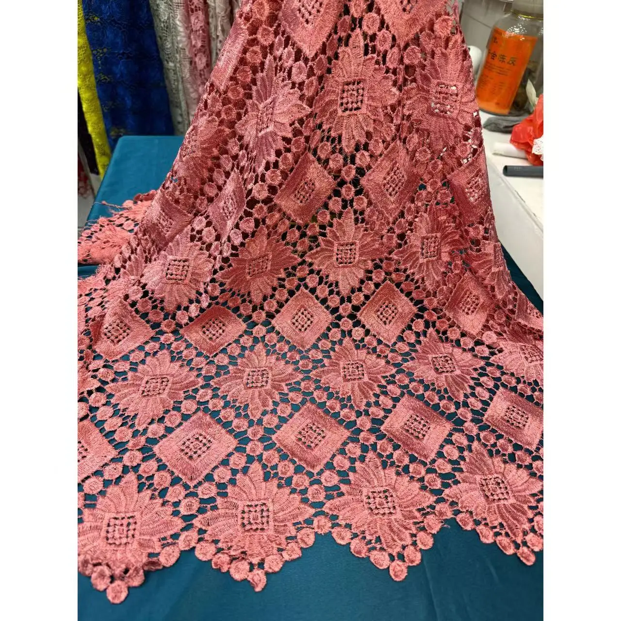 Wholesale Cheap George Lace Fabric Yellow Color African lace Fabric With Sequins Embroidered