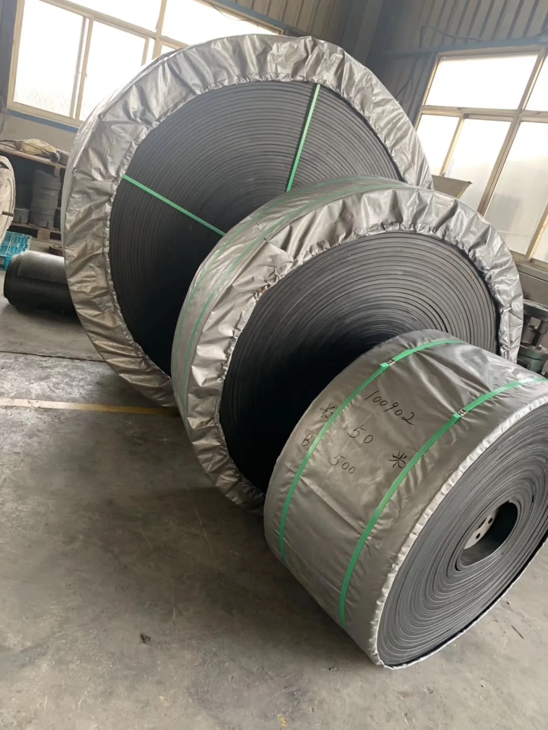 Hot selling Steel Cord Rubber conveyor belt for Bucket Elevator China supplier