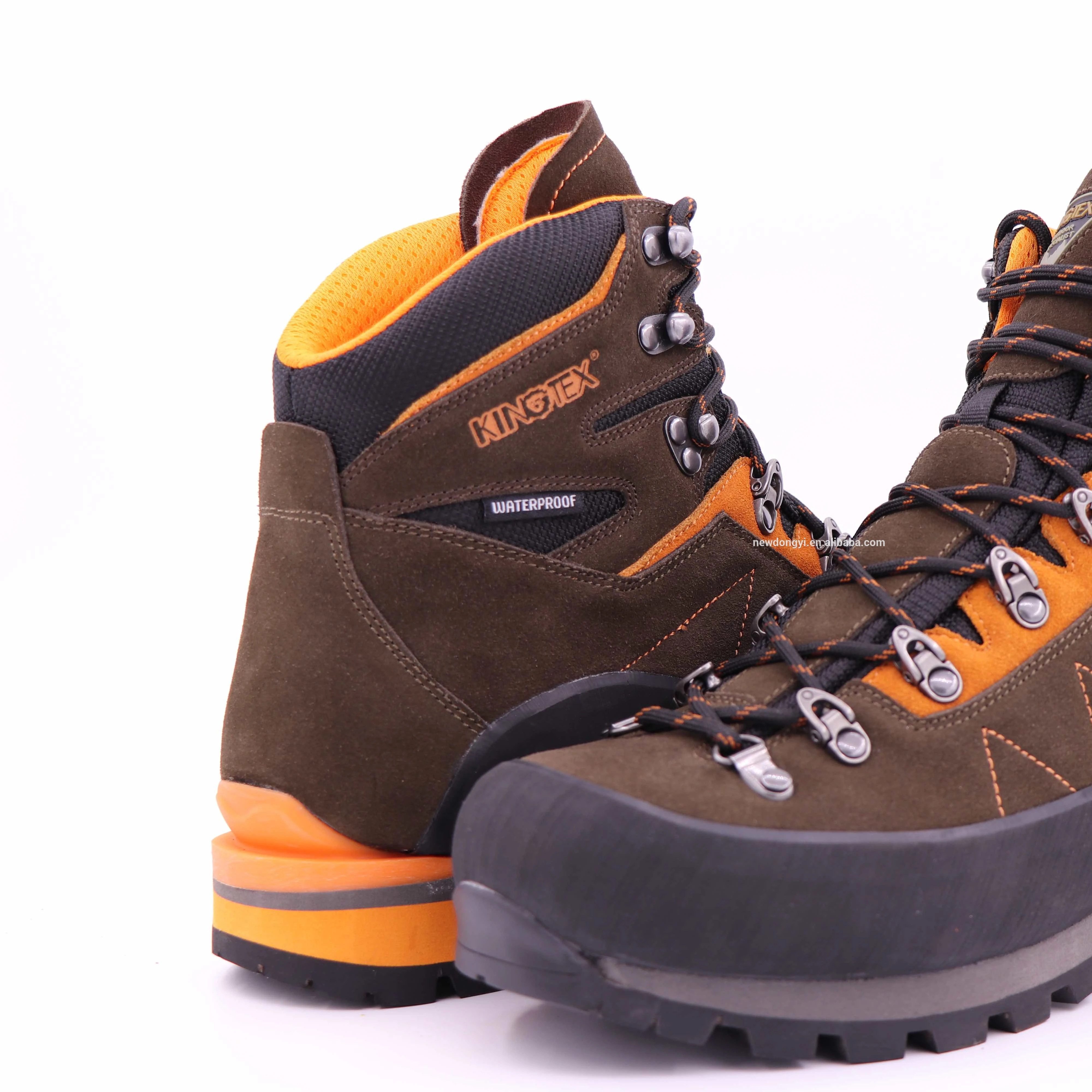 
D12185-b Mountaineering Footwear Hiking Boots 