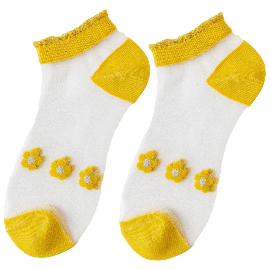 New socks women summer shallow mouth invisible breathable Korean version of cute students transparent small daisy glass stocking