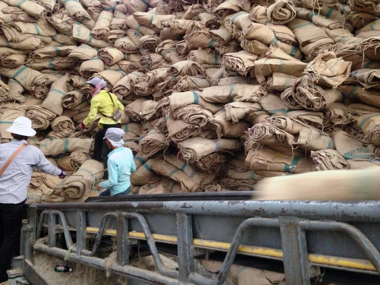  Чип цена Gunny джутовые мешки для упаковки сельскохозяйственные хорошие использованные Бангладеш