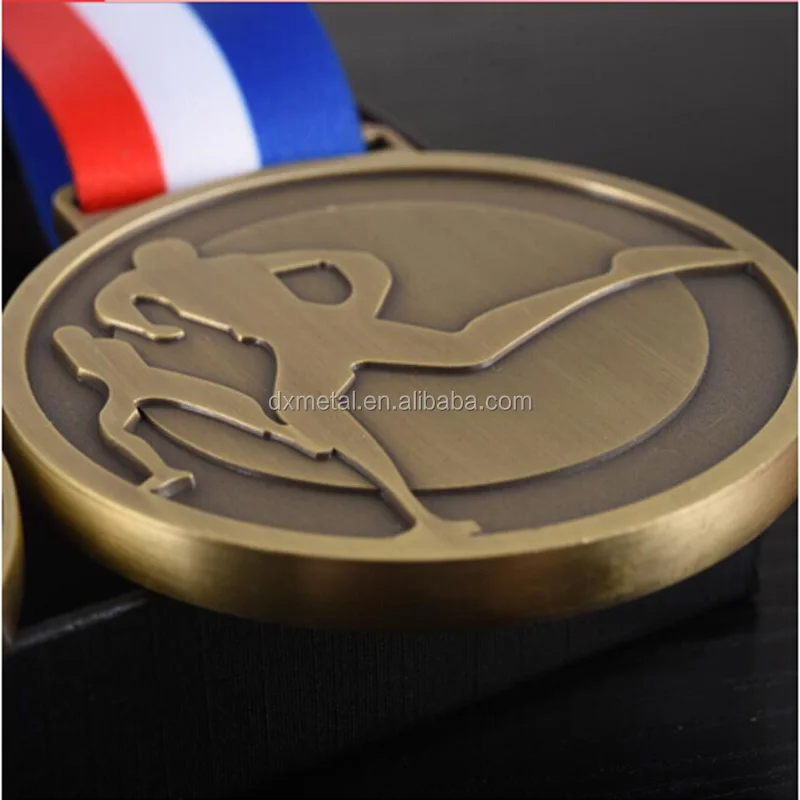 Factory Wholesale Cheap Design Your Own Blank Zinc Alloy 3D Gold Award Marathon Running Custom logo Metal Sport medal