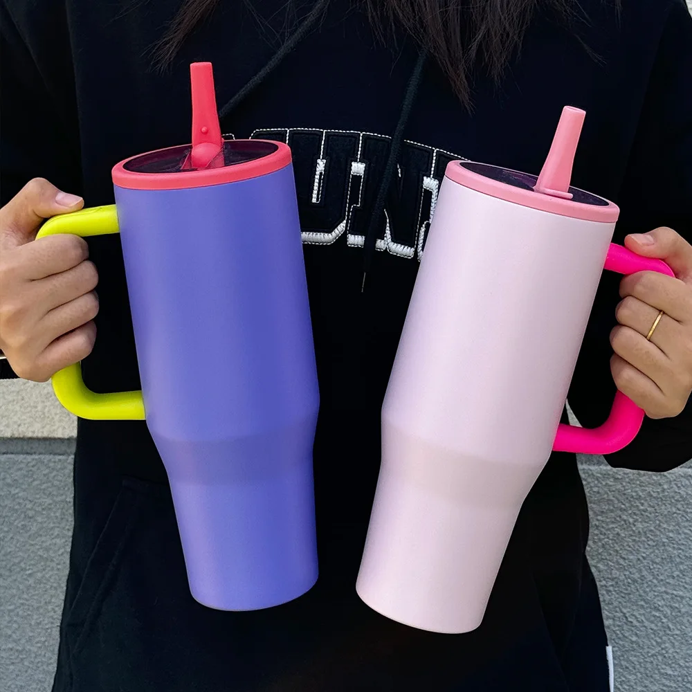 2024 New Double-Layer Vacuum Insulated Ice Cup LIce Cream Mug eak-Proof Foldable Straw Lid Direct Drinking Car Cup Portable