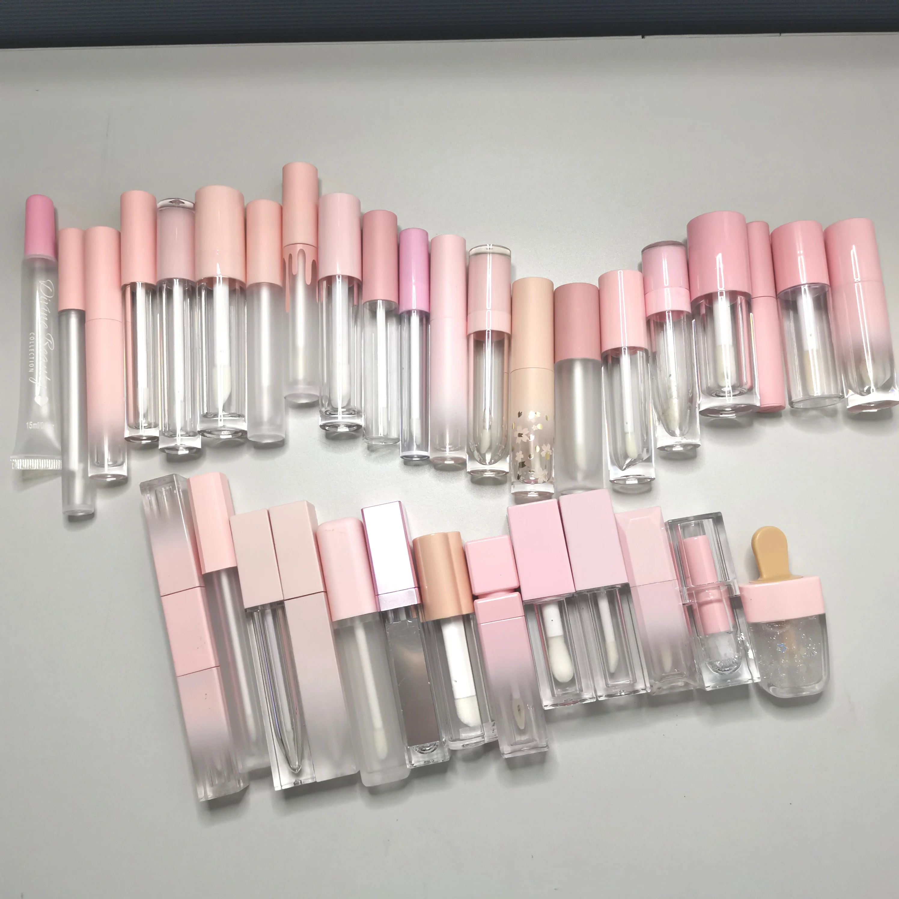 2ml 5ml 7ml 10ml 15ml hot sales Pink series custom lip gloss tube in stock