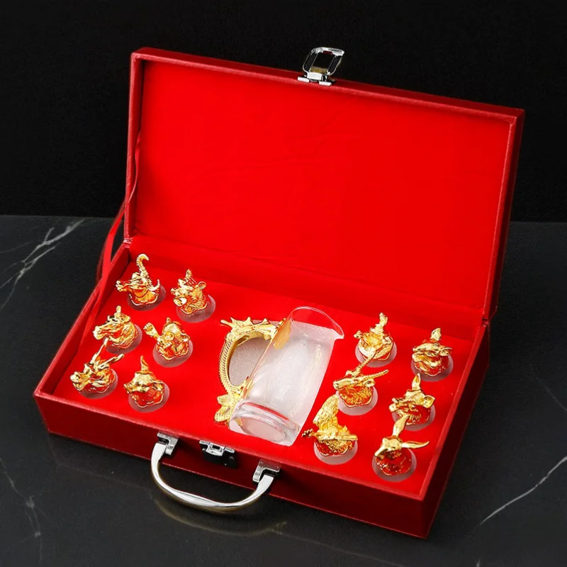 customized twelve animals wine glass set transparent small liquor wine glass cup creative clear decanter wine glass set