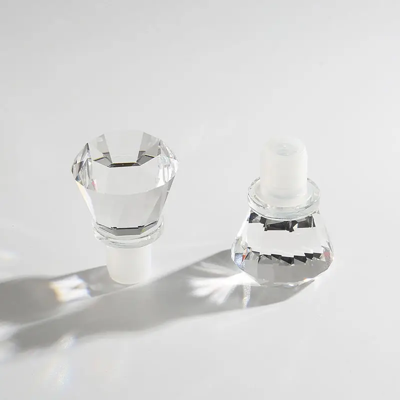 Customized New Products Wine Saver Stopper Gift Set Gift Set K9 Crystal Vacuum Bottle Wine Stopper