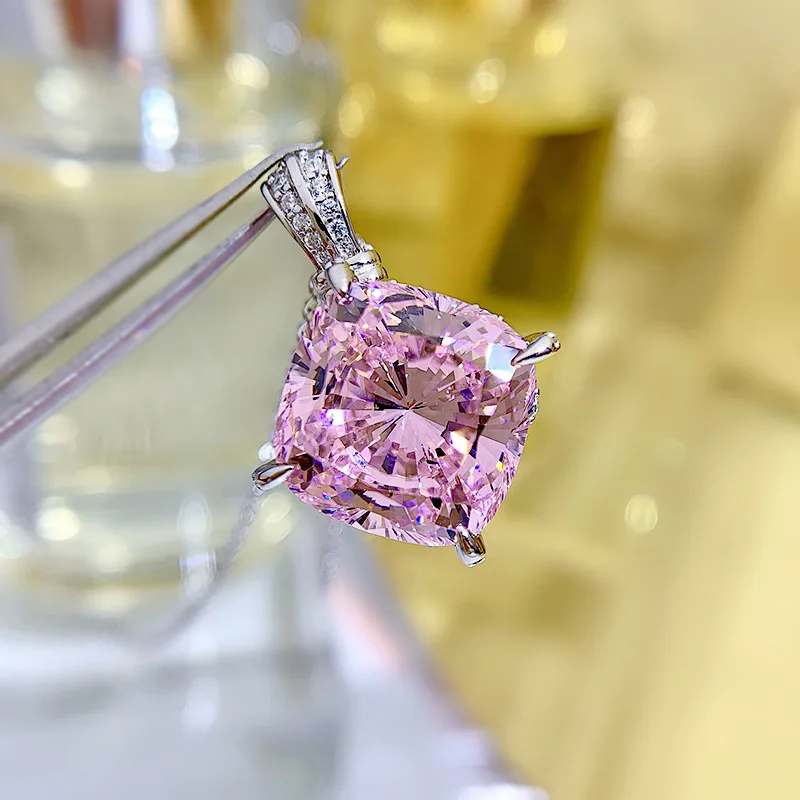 New 14*14mm Pillow Shape Pink 21ct High Carbon Diamond Pendant Clavicle Necklace Female 925 Silver