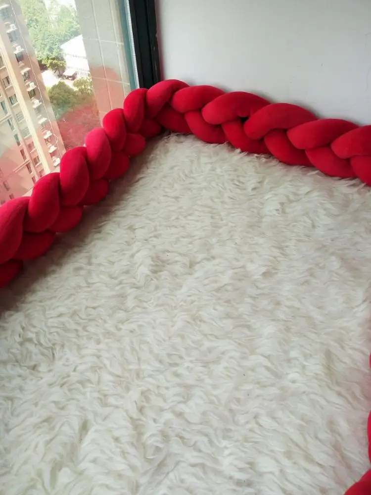 2021 DIY Handmade soft plush newborn cot braided baby crib bumper knotted bed bumper nursey