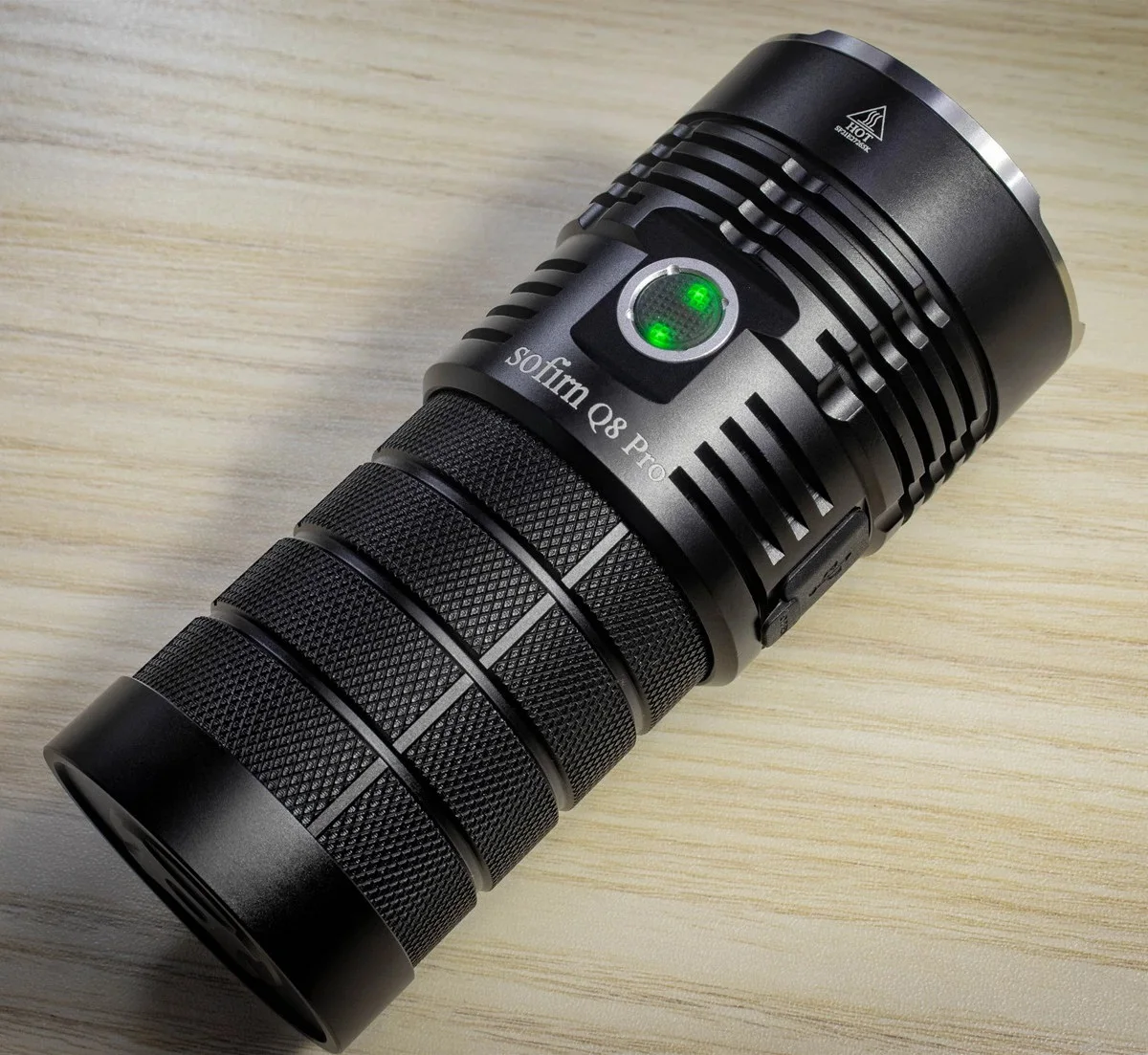 Sofirn Factory Logo напечатанный 11000 люмен высокомощный алюминиевый ручной Led Q8 Pro Zoom Focus водонепроницаемый фонарик