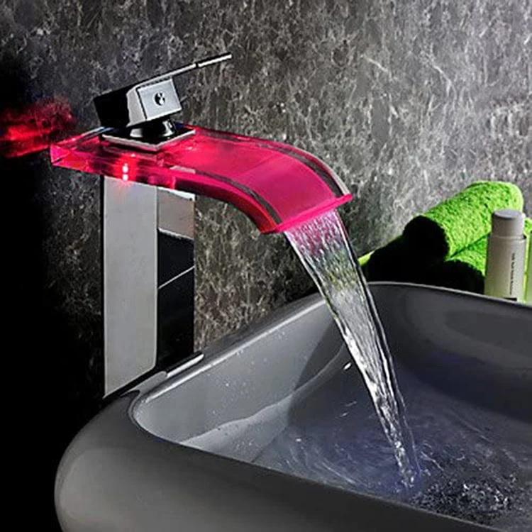 Light Changing Outdoor Water Glow Power LED Washbasin Faucet