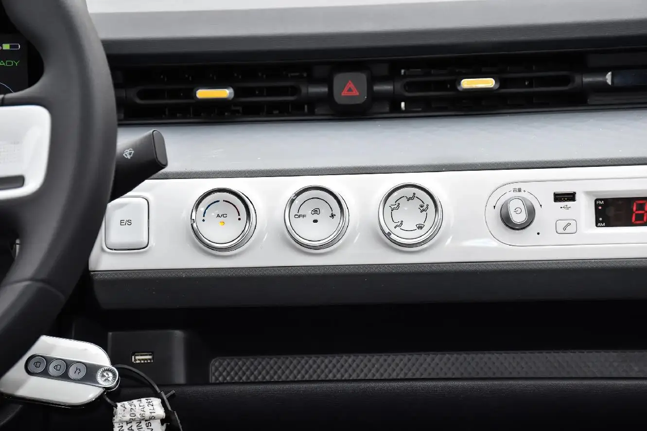 Pure Electric Car Wuling Mini Ev Mini Body Used Cars New Energy Vehicles Automobile Electric Cars Manufacturers