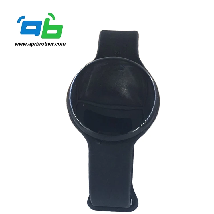 BLE 4.0 Wristband Beacon and Eddystone compatible for tracking