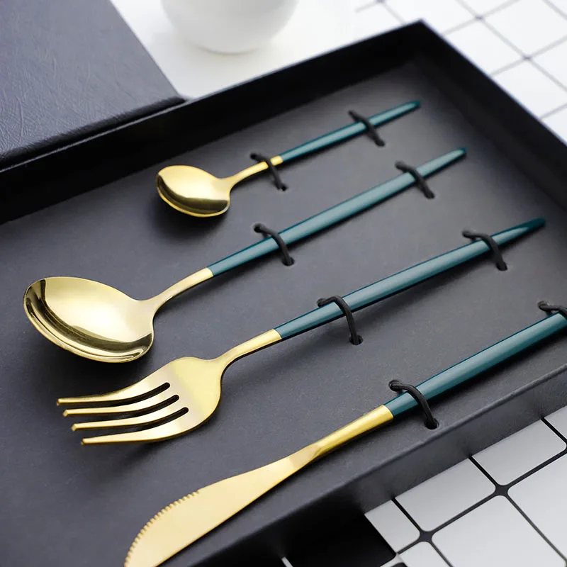 Titanium plating + paint bright Portugal four piece set of Western tableware gift set wedding set