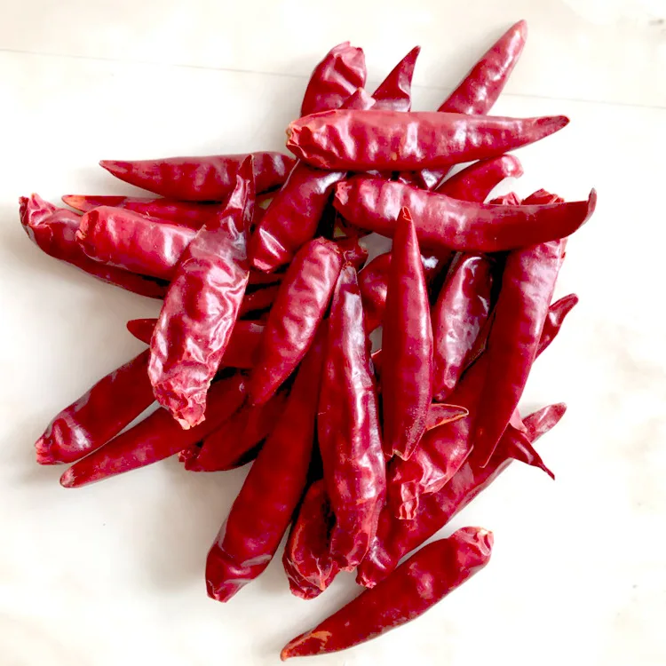 Export Chinese high quality natural dried red chili pepper with per ton price