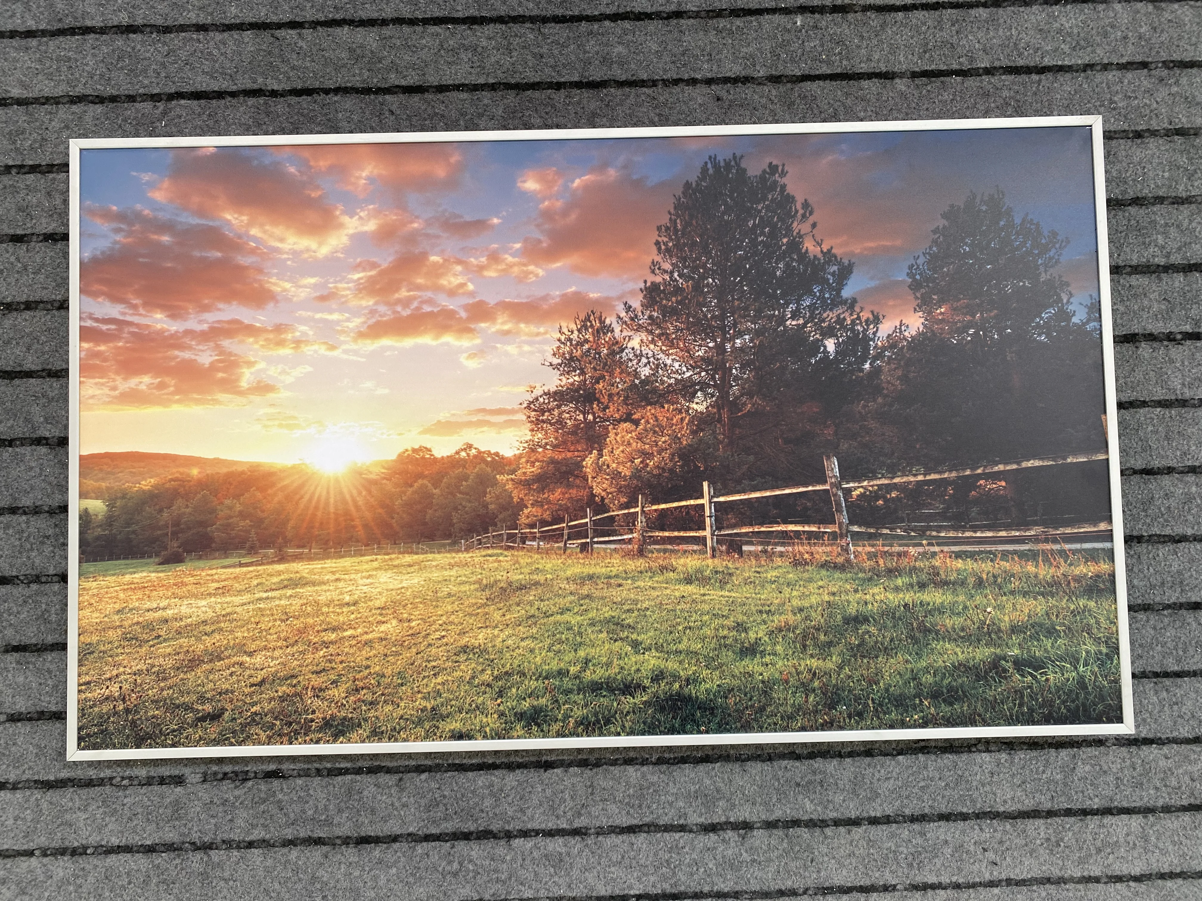 Wall mounted carbon crystal heating panel Infrared electric heater 600W 100*60cm with CE and RoHS