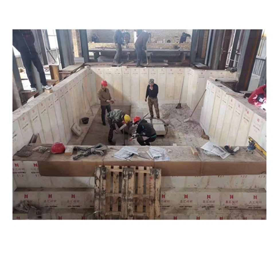 China Industrial Widely Used Manufacturing  Pot Small Glass Heat Melting Furnace