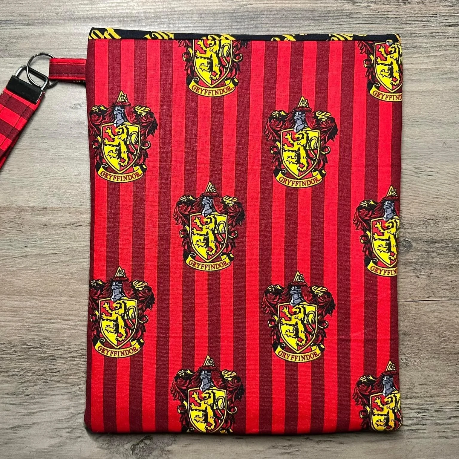 Custom logo pattern book cloth sleeves cover comic pad phone protective pouch protective book sleeves