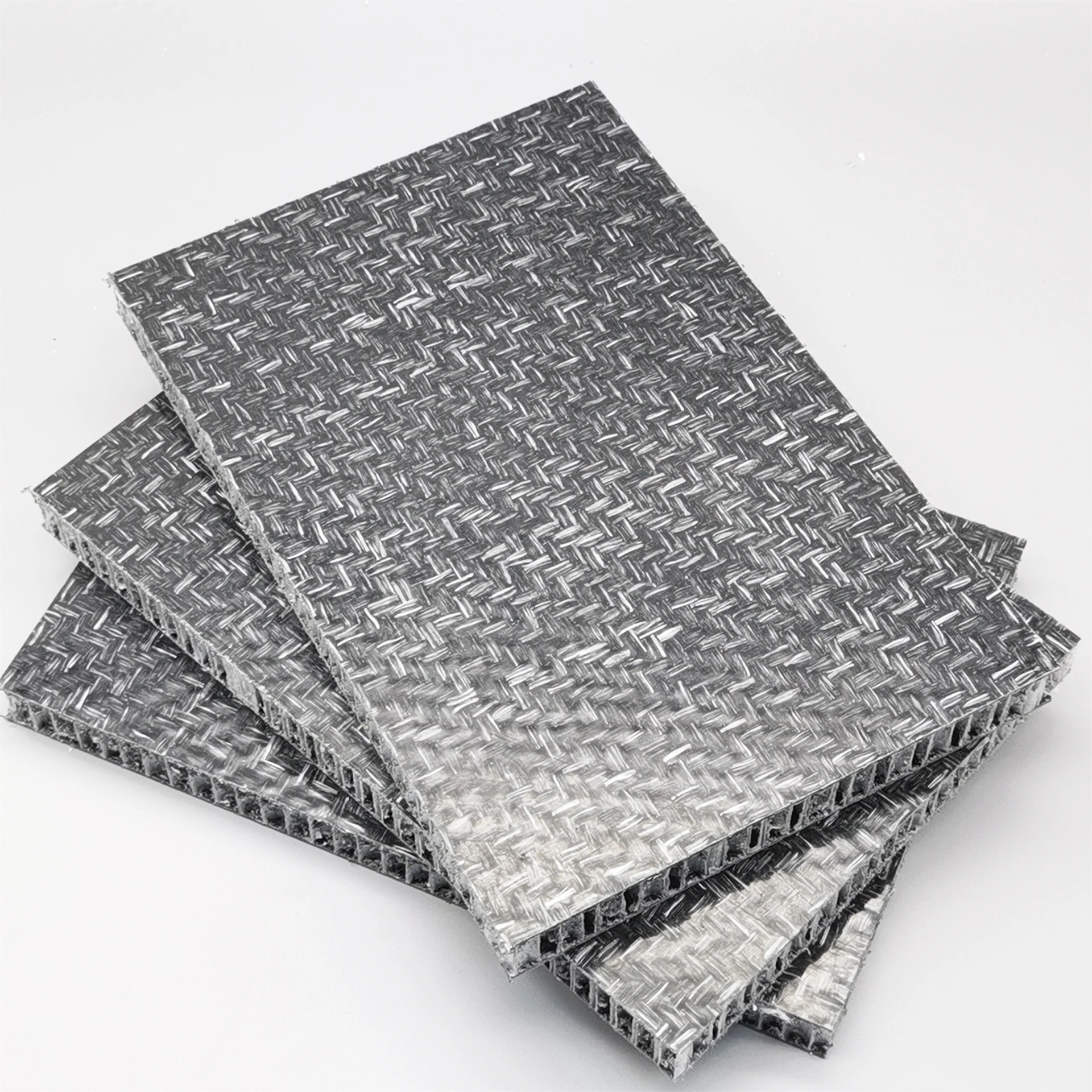 Anti-slip Bus Floor Made of Fiberglass Reinforced Polypropylene Honeycomb Panel
