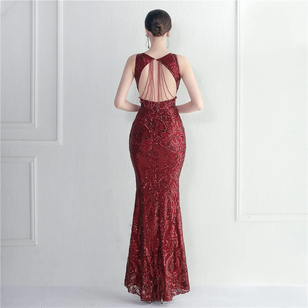 19920-S# Long evening dress with exposed back, featuring beadwork, glittery embroidery Fat Lady Dress Plus Size Dress Super Size