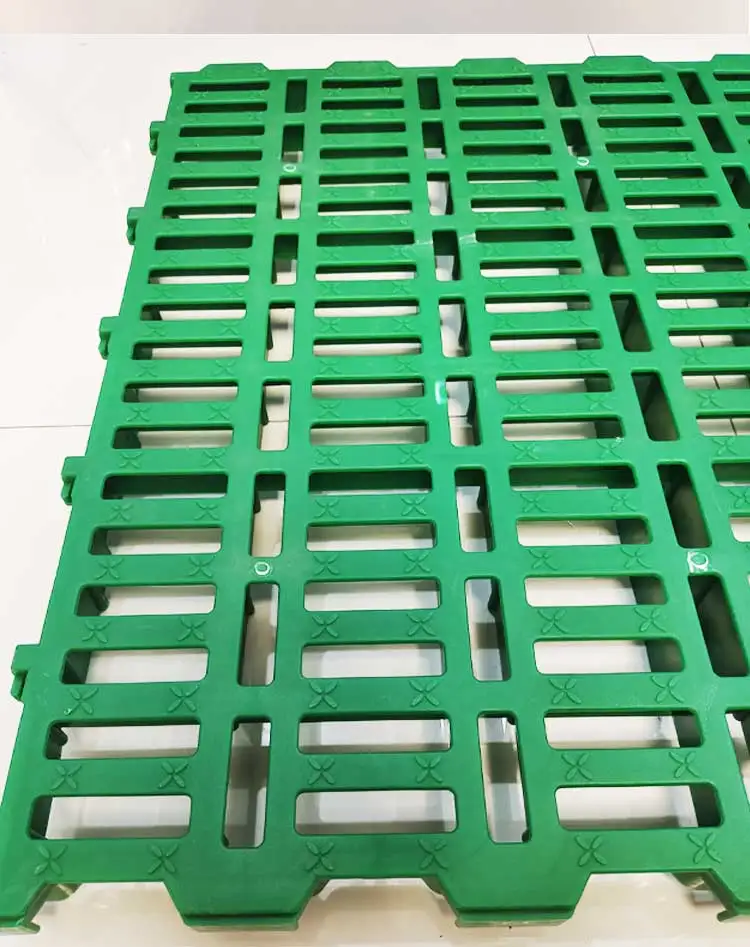 2024 Hot pig and sheep  farm 600*500 plastic floor Standard style Leaky floor Animal feeding floor