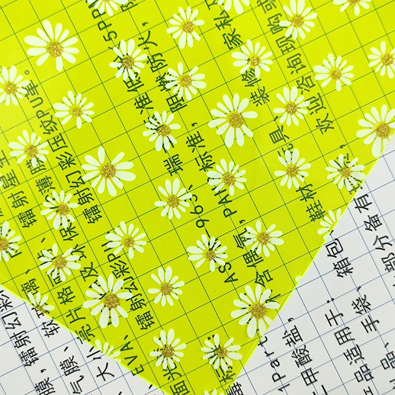 Small Daisy Pattern Design PVC Plastic Vinyl Film Jelly Color Transparent Synthetic Leather Fabric For Waterproof Cosmetic Bag