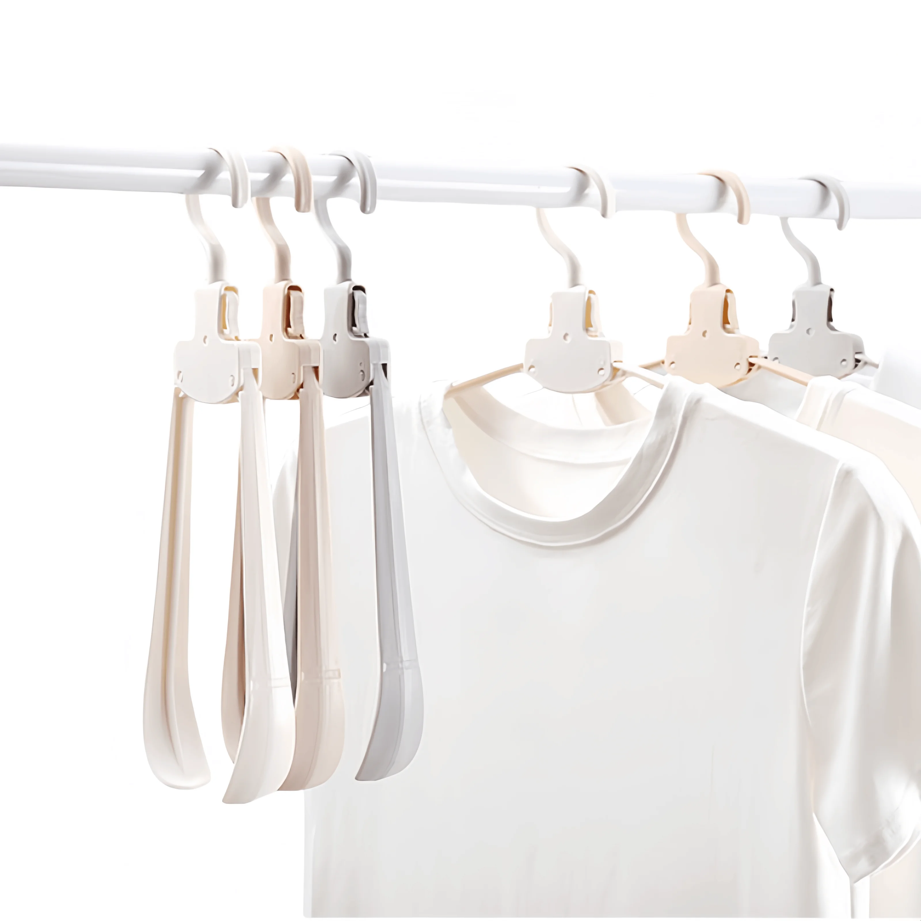 New Design Portable PP Material Adult T-Shirt Plastic Hanger Push-Type Folding Wide Shoulder Storage Magic for Wardrobe & Travel