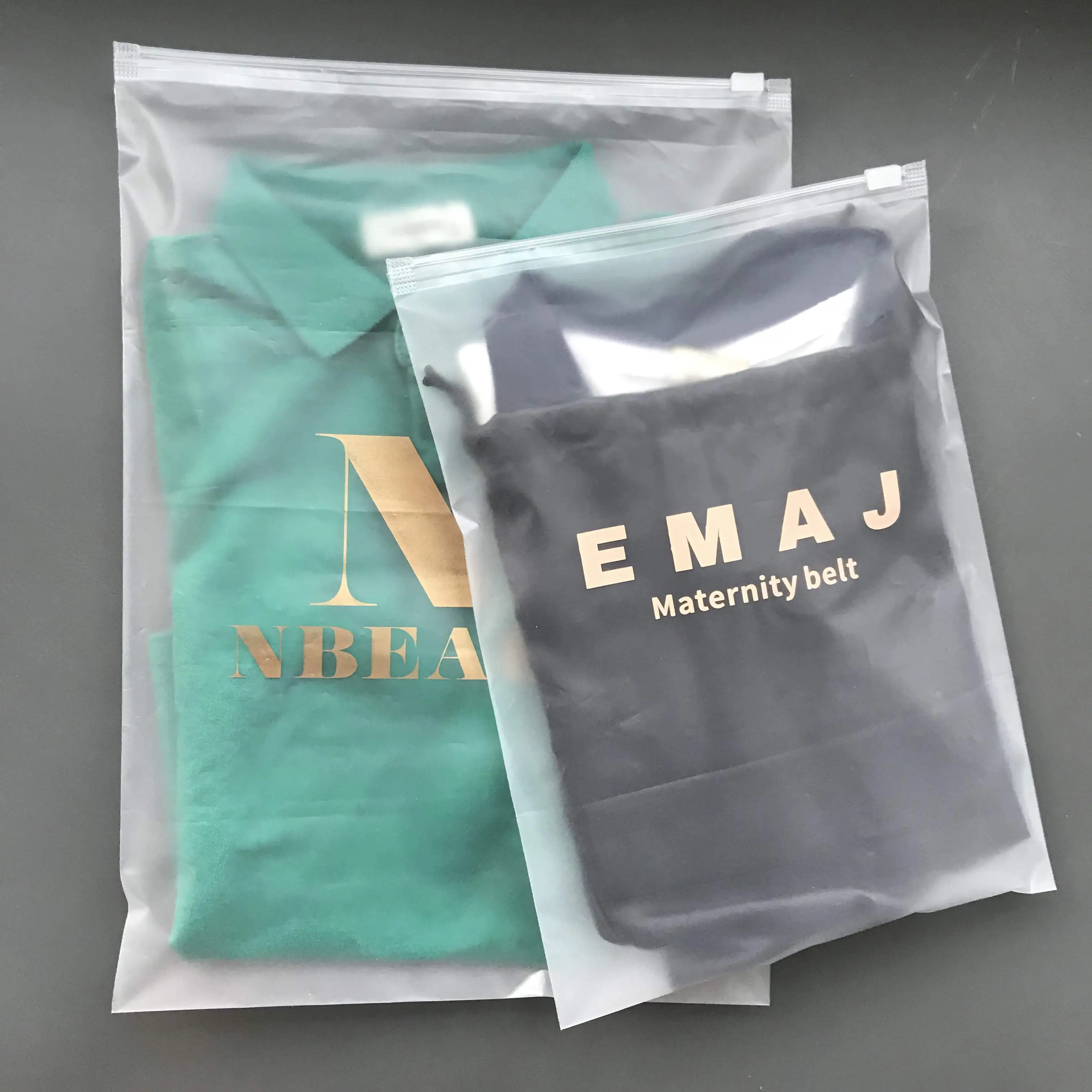 Hot Selling Product T Shirt Packing Zipper Bag Custom Own Logo Zipper Bag Frosted Plastic Packaging Bag