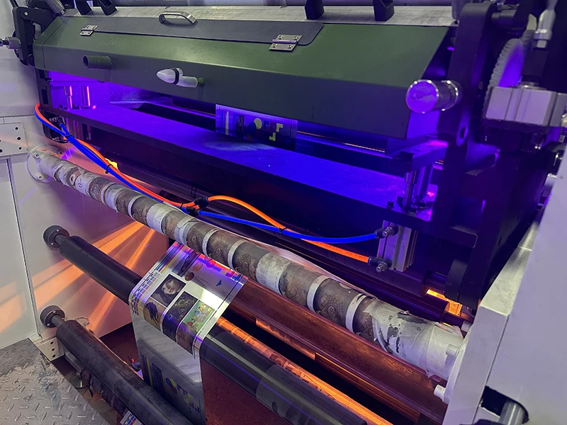 Full servo motors adhesive labels plastic film flexographic printer UV IR 1000mm 6 colors flexo printing machine