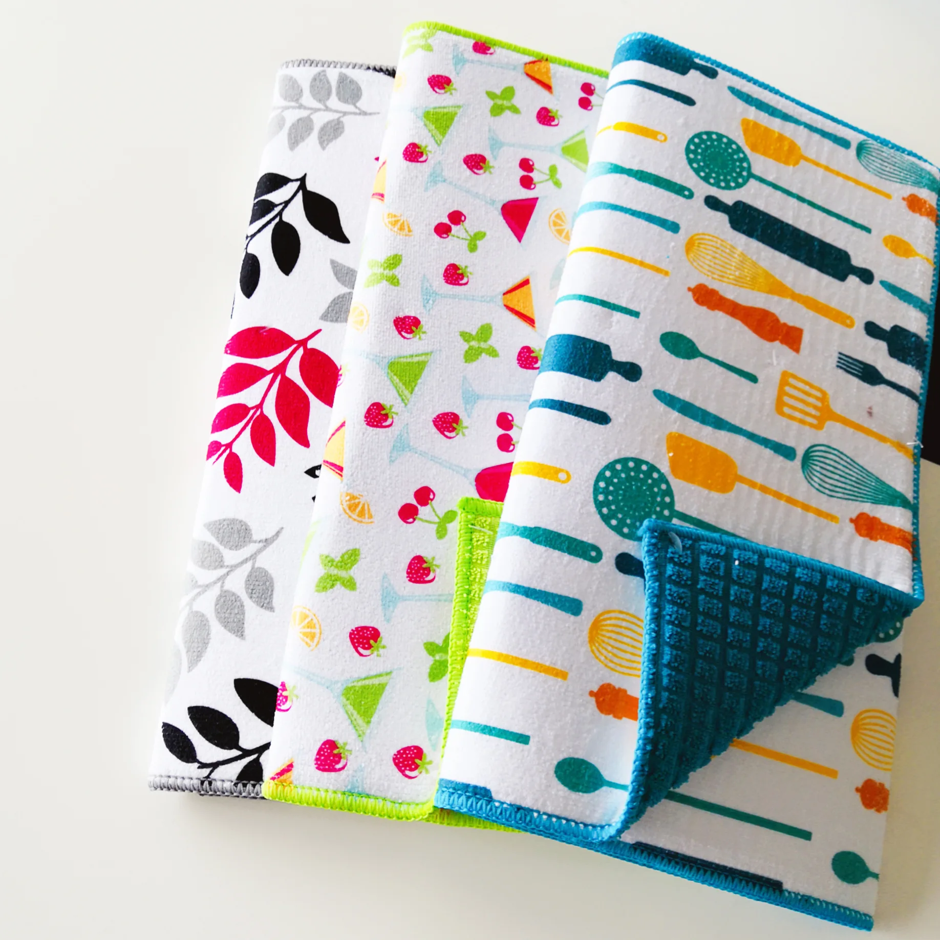 
Eco-Friendly Foldable Printed Kitchen Silicone Reversible Microfiber Drying Mat for Dishes Table Mat Heat-resistant 