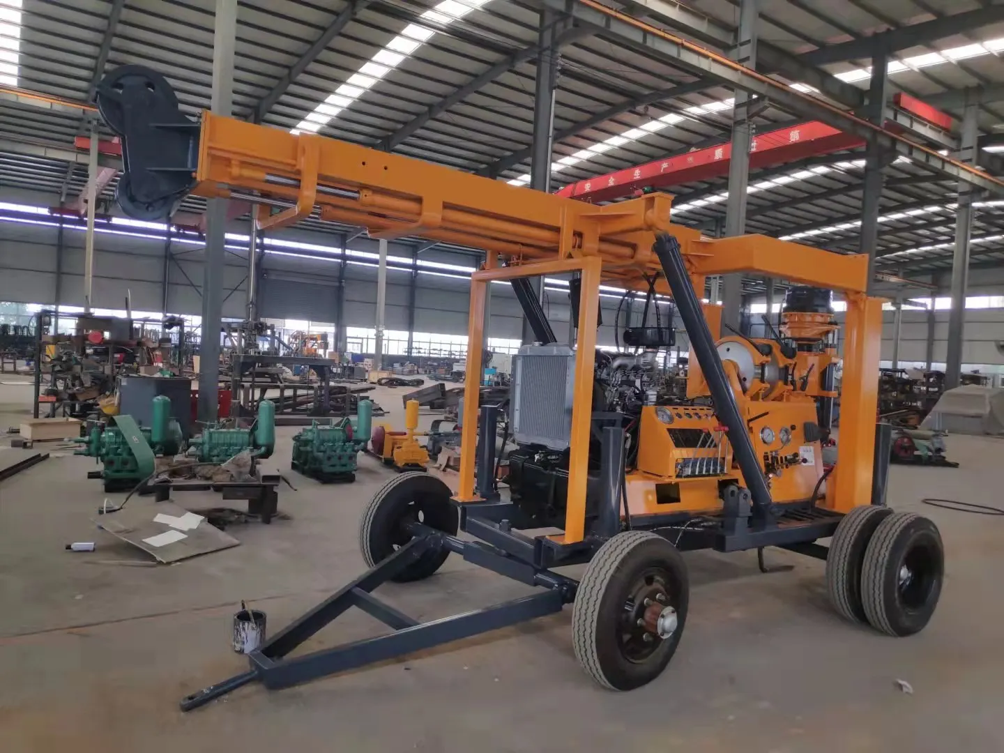 Hydraulic soil sampling diamond core wheeled portable water well drilling rigs machine