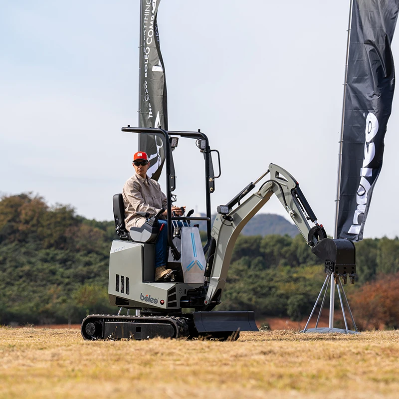 Boleo China Mini 1000kg 0.03 Bucket Hydraulic Excavator 360 Degree Rotation for Rock Breaking