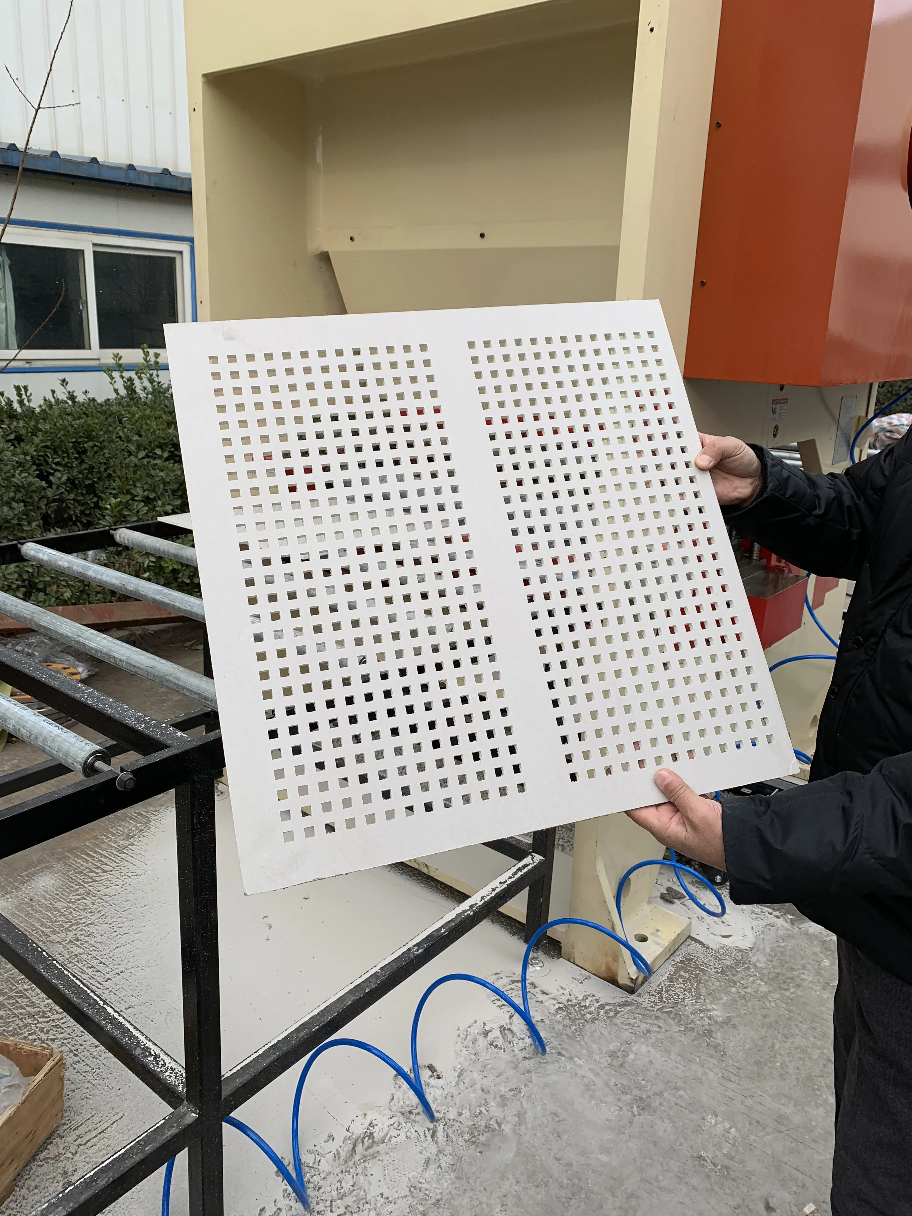 gypsum board perforation machine