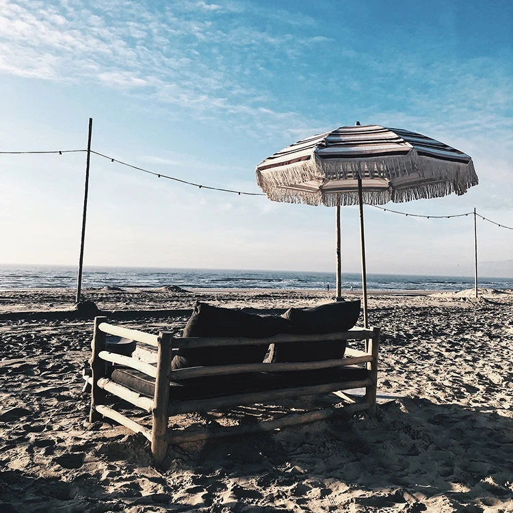 Premium 6.5ft Beach Umbrella Complete Shade Coverage Portable Folding 6ft Solar Beach Umbrella with Tassels