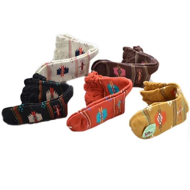 XIANGHUI Womens Animals Theme Bamboo Blend Spring Crew Socks for men