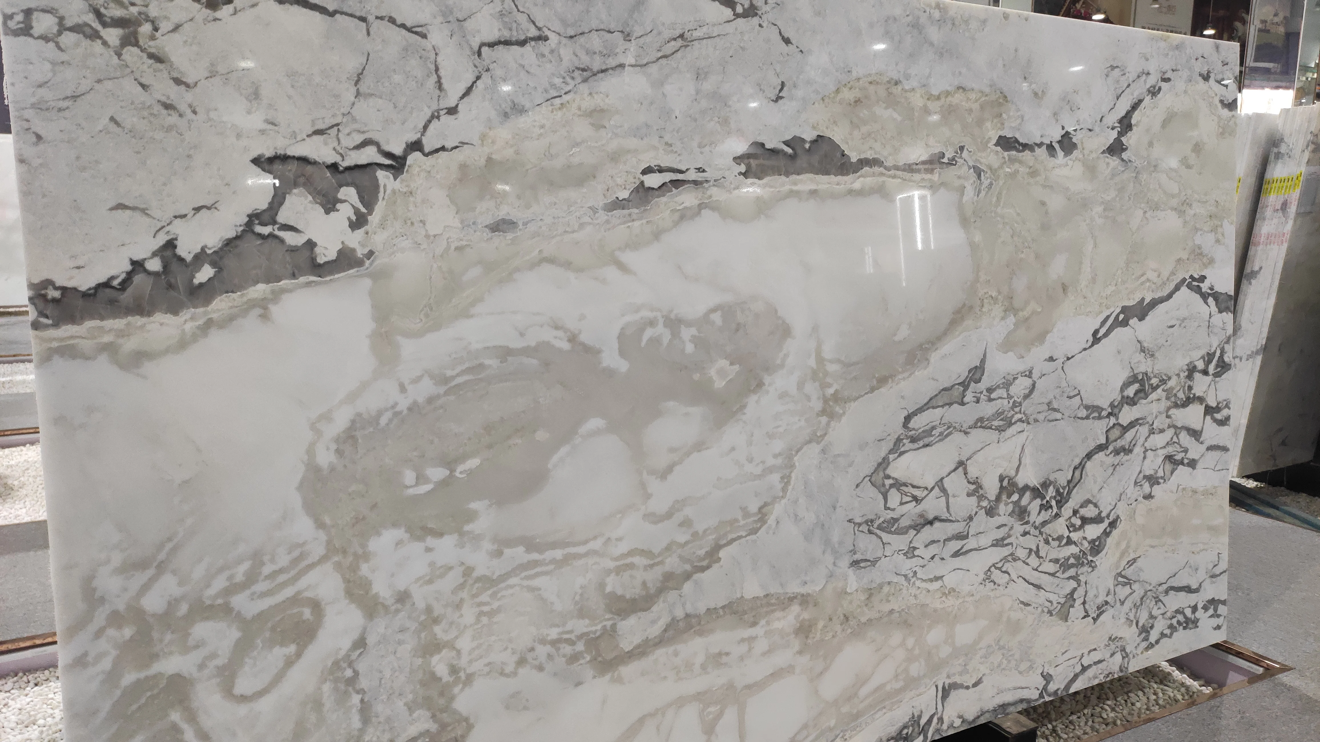 Luxury Stone Emerald polished Marble Big Slabs For Background Table And Tile Green marble wall slab